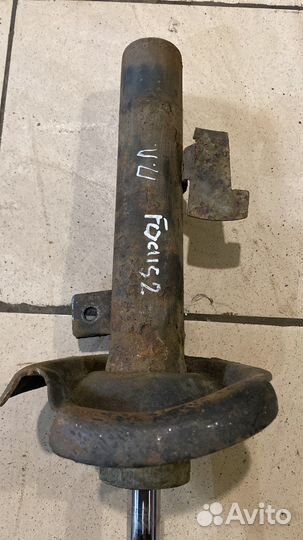 Амортизатор передний левый Ford Focus 2 C-MAX