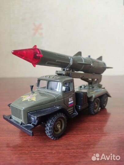 Машинка металлическая урал вс РФ Технопарк