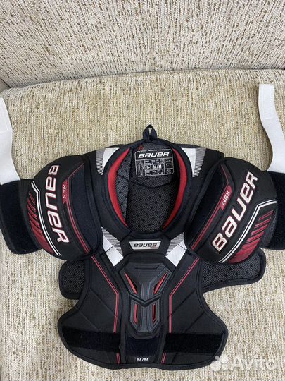 Нагрудник хоккейный bauer