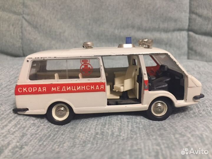 Раф-2203 1:43 СССР