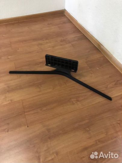 Подножка для телевизора