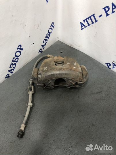 Суппорт передний правый Ford Focus 2005-2008