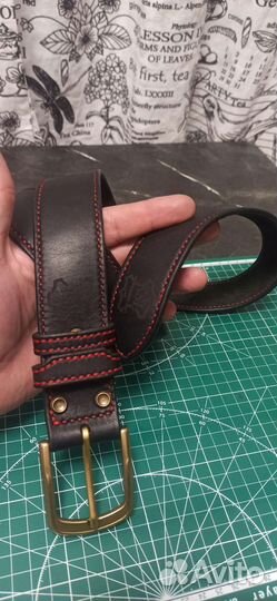 Мужской кожаный ремень
