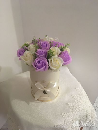 Корзинка с мыльными розами