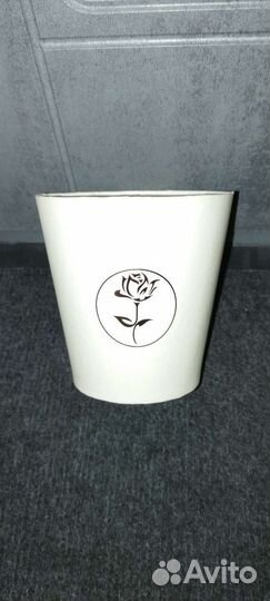 Коробка для цветов с тиснением (стаканчик) мини