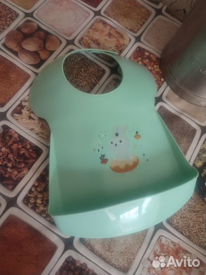 Нагрудник, бутылочки, свечка 2,нимблеры