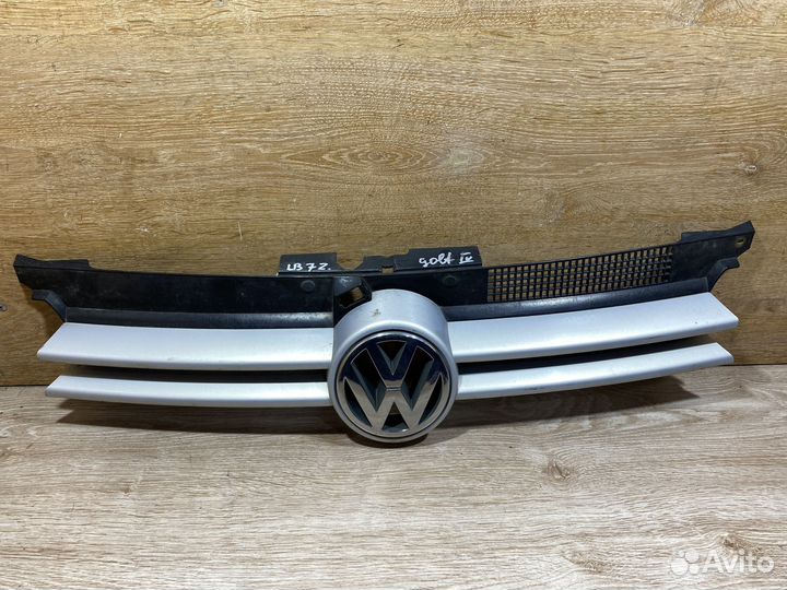 Решетка радиатора Volkswagen Golf 4 Арт. 130406
