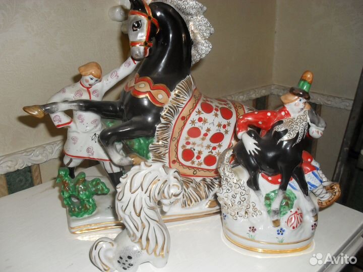 Статуэтки (оригинальный подарок или в коллекцию)