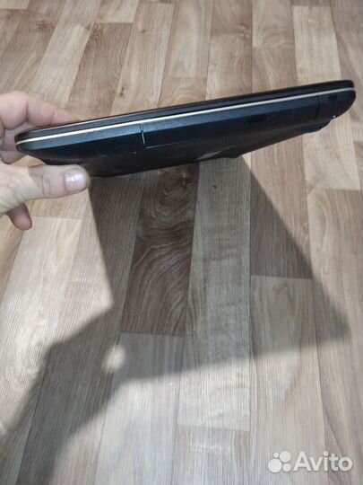 Ноутбук asus