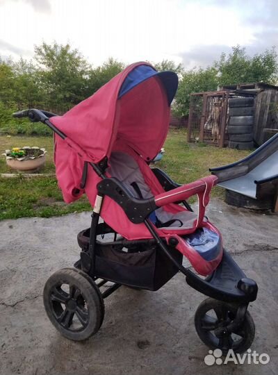 Прогулочная коляска