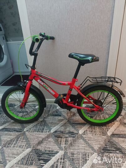 Детский двухколёсный велосипед