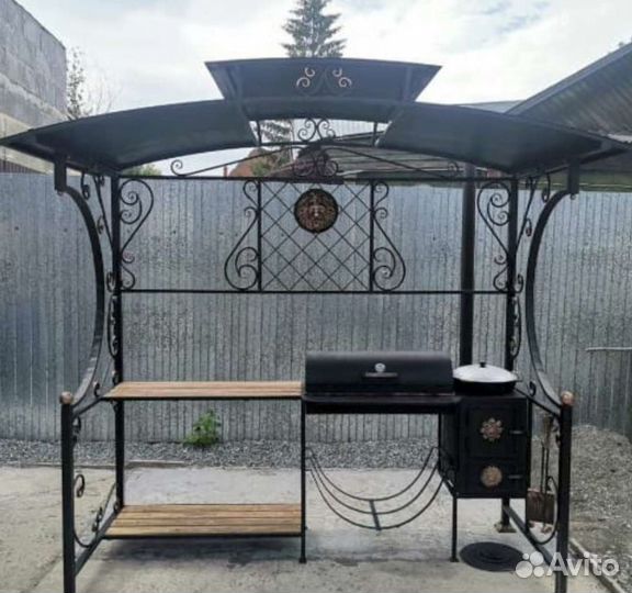 Мангал беседка с крышей, грилем и печкой под казан