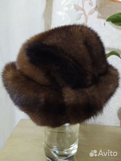 Шапка из норки женская