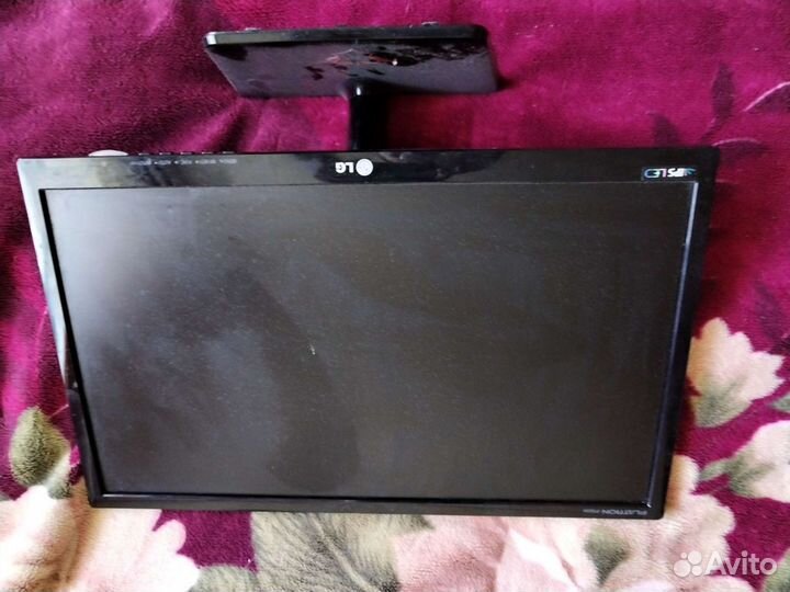 Монитор LG 24 дюйма Full Hd ips