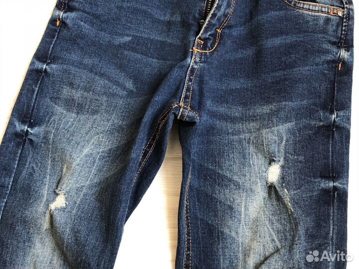 Джинсы новые Можно регулировать резинку на талии