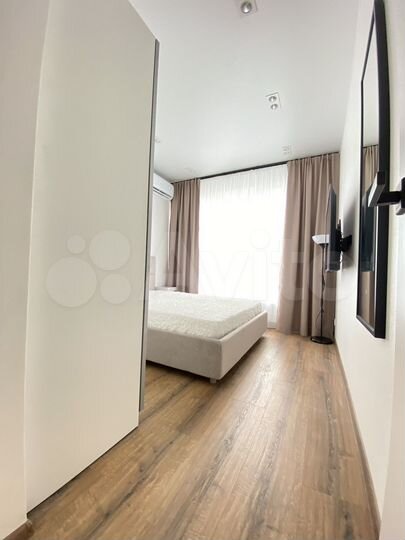 2-к. квартира, 42 м², 21/25 эт.