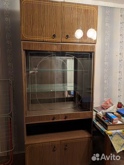 Продам сервант