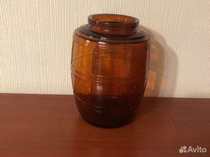 Банка-бочонок с СССР из цветного стекла