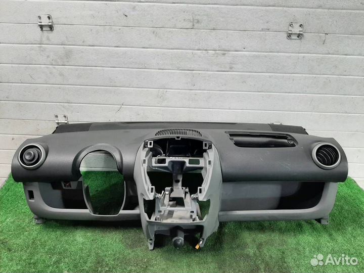 Торпедо Toyota Aygo B10 2009