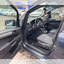 Opel Zafira 1.8 MT, 2011, 165 000 км, с пробегом, цена 660 000 руб.