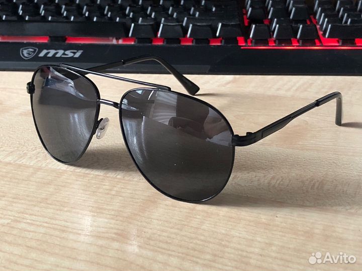 Солнцезащитные очки авиаторы без бренда