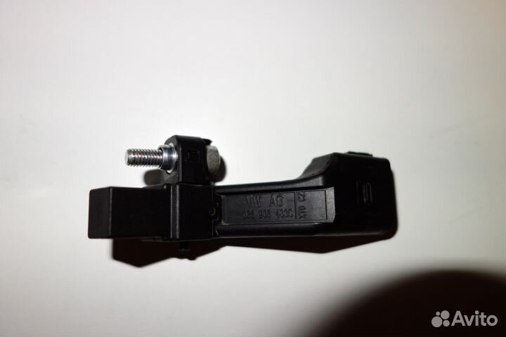 Датчик импульсов коленвала на фольксваген Т5