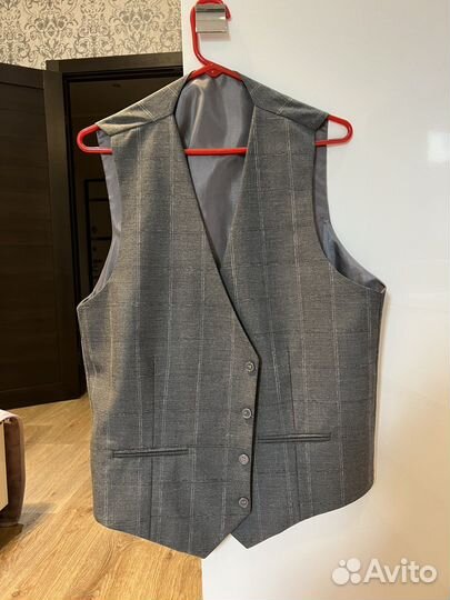 Костюм мужской тройка Romaster