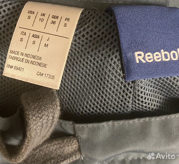 Reebok костюм женский спортивный 42-44