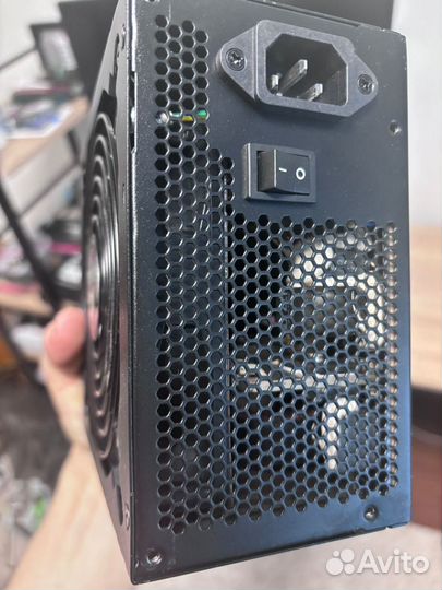 Блок питания Corsair cx750m модульный