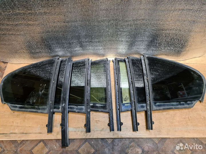 Форточка задней двери BMW 7-Series F01 F02