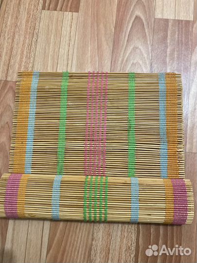 Дорожки на стол, подставка под горячее 2 шт