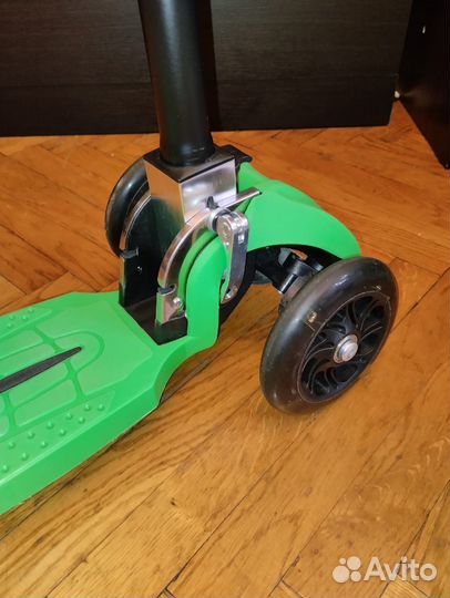 Самокат трехколесный Cliff 026S