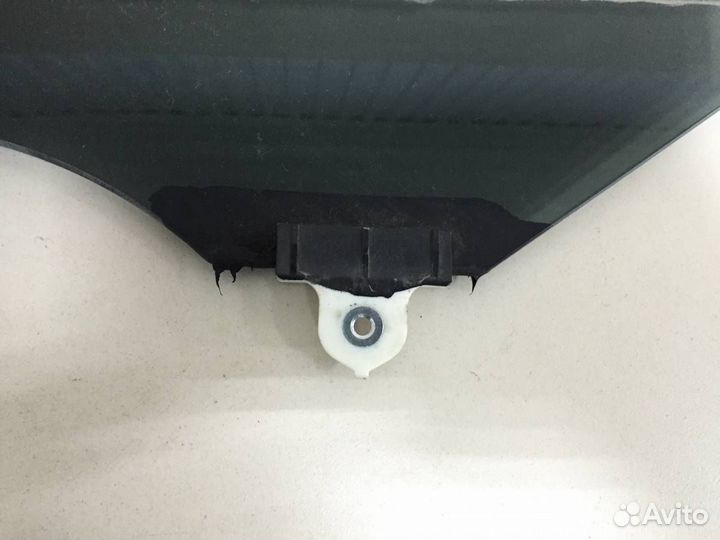 Стекло двери задней левой Mitsubishi Outlander GF