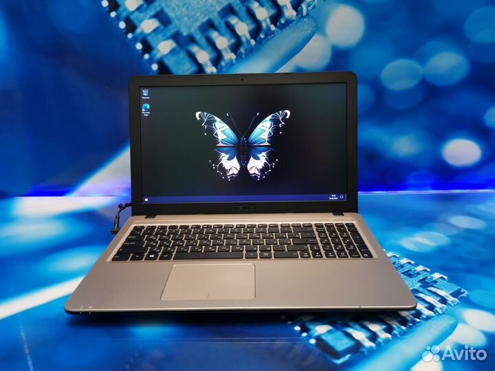 Ноутбук Asus 15.6