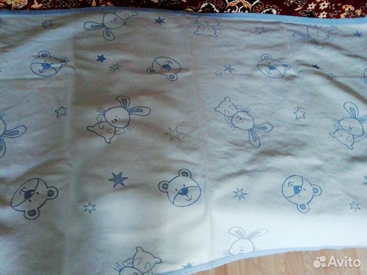 Детское одеяло в кроватку