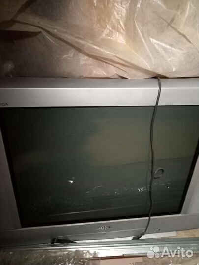 Телевизор на запчасти