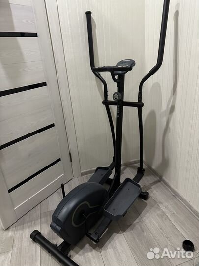 Эллиптический тренажер torneo