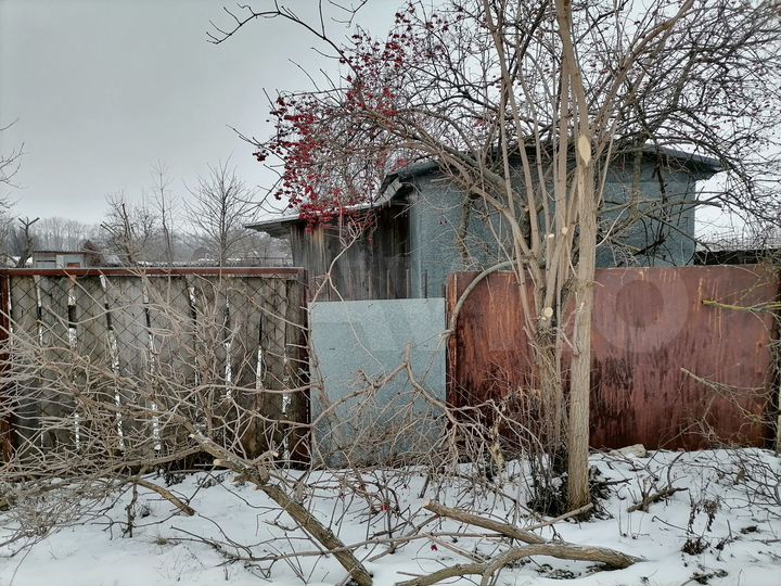 Дача 16 м² на участке 9 сот.