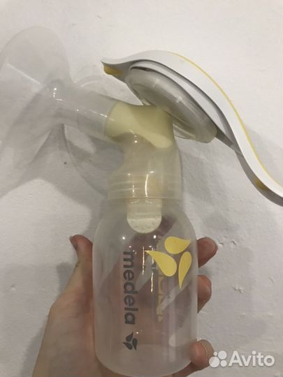 Молокоотсос ручной medela