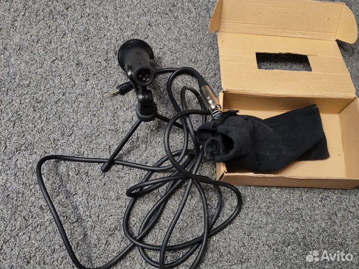 Вокальный микрофон