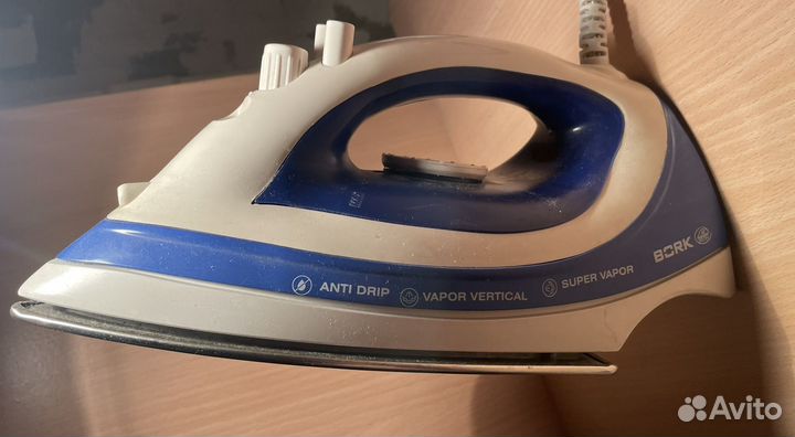 Утюг Bork IR NWV 1119 BL