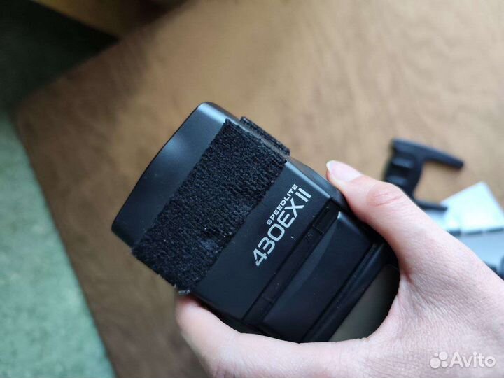 Вспышка и Рассеиватель для вспышки