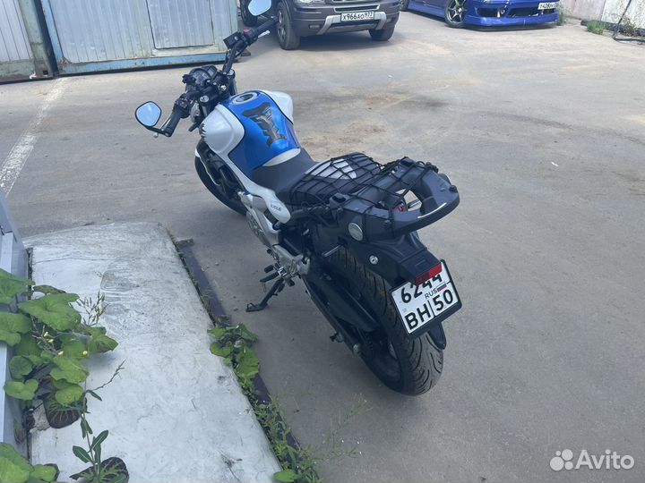 Suzuki SFV 650