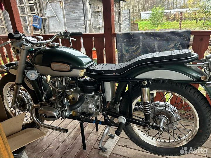 Мотоцикл Урал