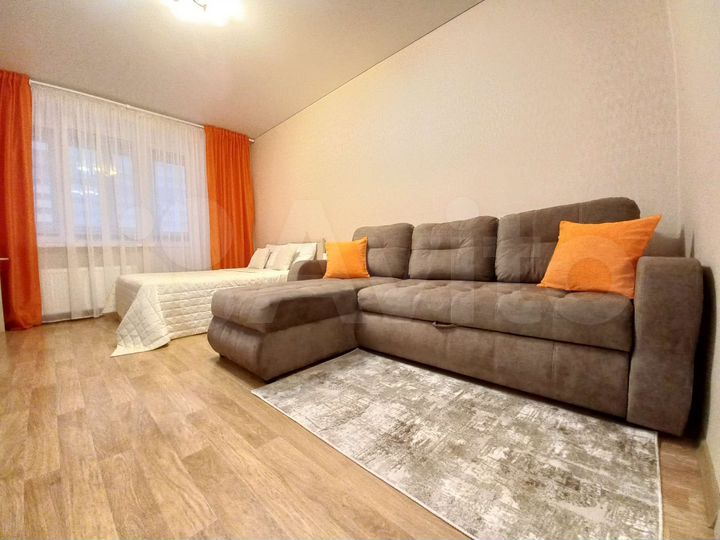 3-к. квартира, 90 м², 4/14 эт.