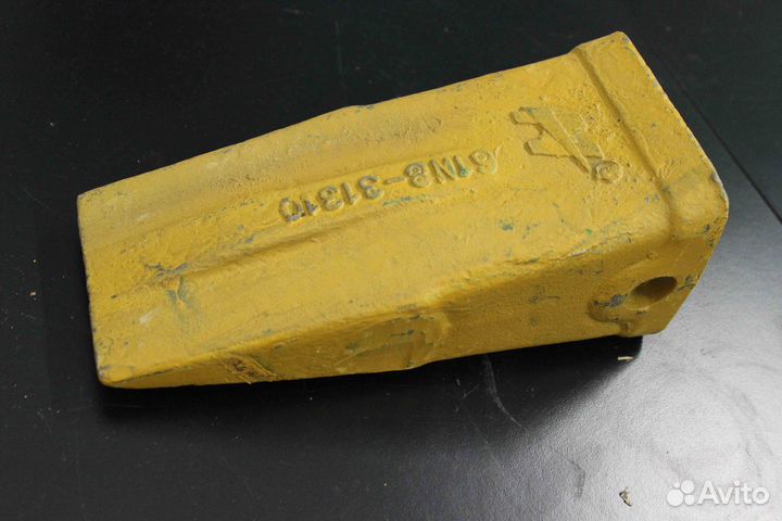 Коронка ковша 61N8-31310 Nova