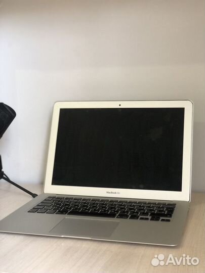 Macbook AIR 13 середина 2013