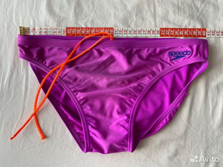 Плавательные мужские шорты и шапочки