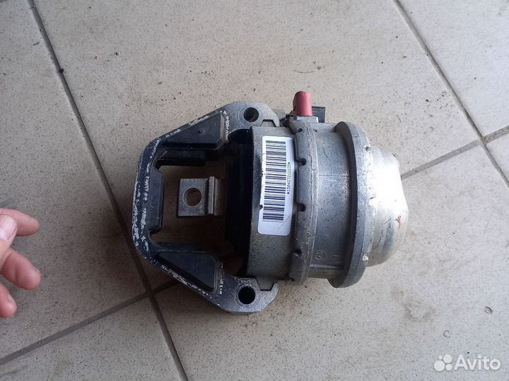 Подушка двигателя с датчиком ускорения Audi A6,C7