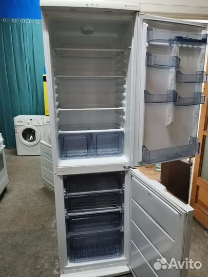 Высокий 2метра белоснежный Vestel